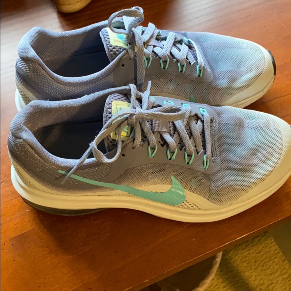 Women’s Nicke shoes